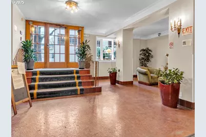 20 NW 16th Ave #8, Portland, OR 97209 - Photo 3
