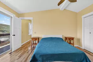 499 1st St, Maupin, OR 97037 - Photo 17