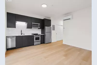 10985 E Burnside St #8, Portland, OR 97216 - Photo 5