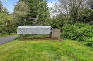 93751 Coos-Sumner Ln, Coos Bay, OR 97420 - Photo 37