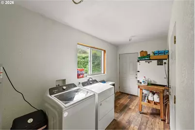 93751 Coos Sumner Ln, Coos Bay, OR 97420 - Photo 11