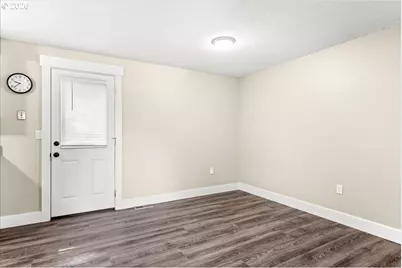 1942 SW Galley Ct, Lincoln City, OR 97367 - Photo 11