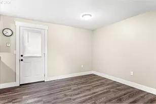 1942 SW Galley Ct, Lincoln City, OR 97367 - Photo 11