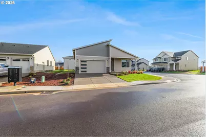 435 S Elm St, Yamhill, OR 97148 - Photo 3