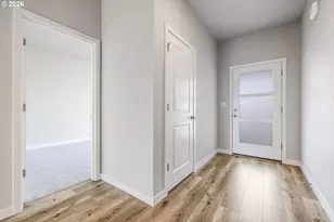 435 S Elm St, Yamhill, OR 97148 - Photo 7