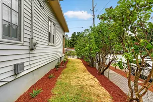 4836 N Albina Ave, Portland, OR 97217 - Photo 31