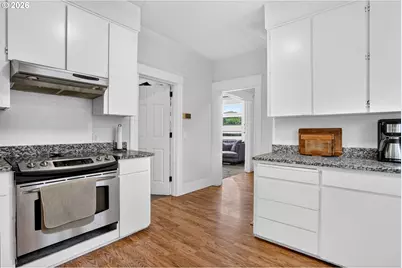 4836 N Albina Ave, Portland, OR 97217 - Photo 11