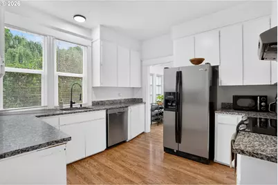 4836 N Albina Ave, Portland, OR 97217 - Photo 7