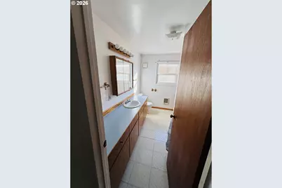 3800 E St, Springfield, OR 97478 - Photo 3