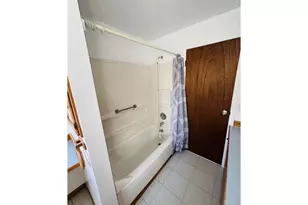 3800 E St, Springfield, OR 97478 - Photo 5