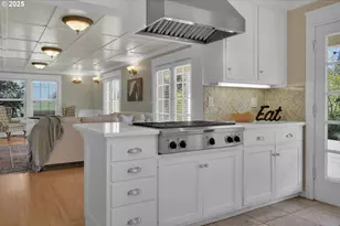 27730 Erickson Rd, Eugene, OR 97402 - Photo 7