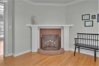 27730 Erickson Rd, Eugene, OR 97402 - Photo 11