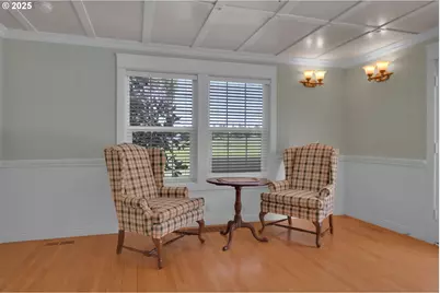 27730 Erickson Rd, Eugene, OR 97402 - Photo 13