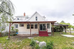 1002 3rd St, La Grande, OR 97850 - Photo 9
