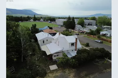 1002 3rd St, La Grande, OR 97850 - Photo 7