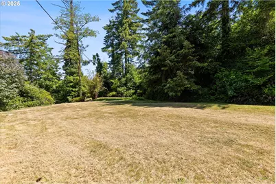 935 NE Highway 20, Toledo, OR 97391 - Photo 33