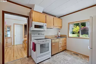 935 NE Hwy 20, Toledo, OR 97391 - Photo 11