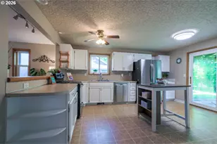 13906 NE 89th Cir, Vancouver, WA 98682 - Photo 9