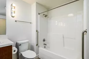 3970 N Interstate Ave, Portland, OR 97227 - Photo 13