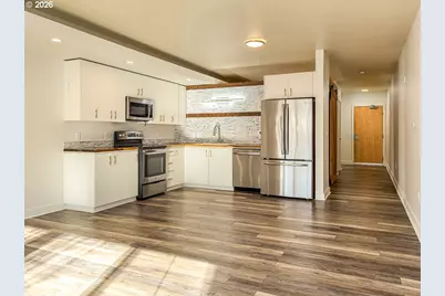 3970 N Interstate Ave #208, Portland, OR 97227 - Photo 7