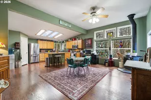 680 Wolf Crk Rd, Tillamook, OR 97141 - Photo 15