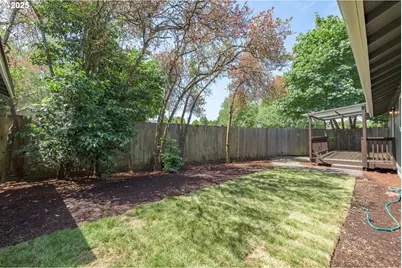 2817 Applewood Ln, Eugene, OR 97408 - Photo 35
