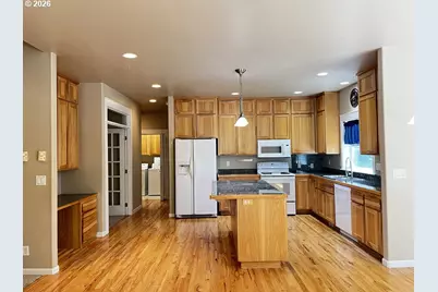 87989 Kelsie Way, Florence, OR 97439 - Photo 15