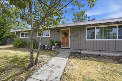 1990 W 18th Ave, Eugene, OR 97402 - Photo 5