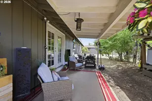 1990 W 18th Ave, Eugene, OR 97402 - Photo 29