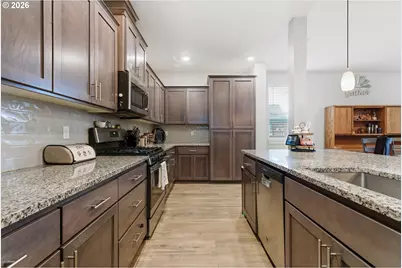 476 SW 15th Ave, Canby, OR 97013 - Photo 9