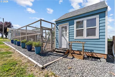 71049 Arabian Dr, Pendleton, OR 97801 - Photo 13