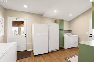 71049 Arabian Dr, Pendleton, OR 97801 - Photo 11