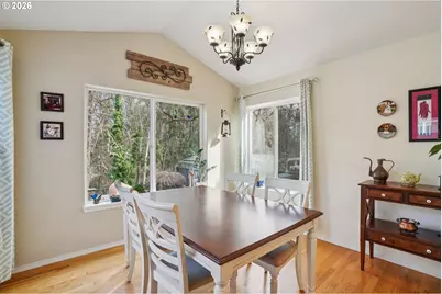 1288 NE Margeaux Pl, Hillsboro, OR 97124 - Photo 9