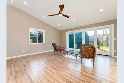 21075 S Highway 99E, Oregon City, OR 97045 - Photo 19