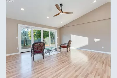 21075 S Highway 99E, Oregon City, OR 97045 - Photo 21