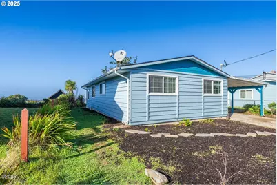 4601 SW Coast Ave, Lincoln City, OR 97367 - Photo 21