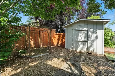 1371 NE Barnes Ct, Gresham, OR 97030 - Photo 47