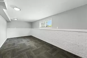 1371 NE Barnes Ct, Gresham, OR 97030 - Photo 33