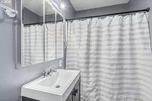 1821 Nichols Blvd, Longview, WA 98632 - Photo 9