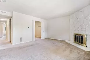 3387 NE 162nd Ave, Portland, OR 97230 - Photo 5
