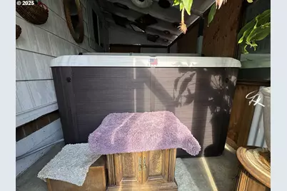 884 S 7th St, Coos Bay, OR 97420 - Photo 31