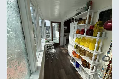 884 S 7th St, Coos Bay, OR 97420 - Photo 27