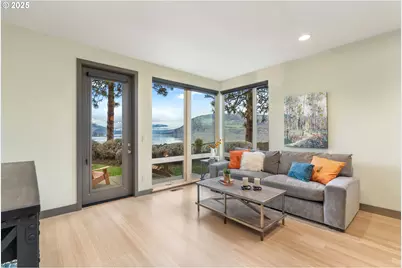 22 Mosier Creek Pl #22, Mosier, OR 97040 - Photo 9