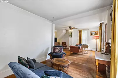 814 6th St, Oregon City, OR 97045 - Photo 5