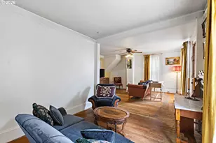 814 6th St, Oregon City, OR 97045 - Photo 5