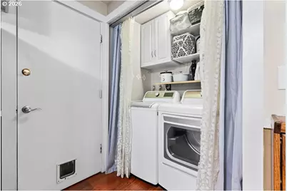 10010 SE Taggart St, Portland, OR 97266 - Photo 15