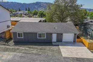76 SE Darrell Ave, Winston, OR 97496 - Photo 1