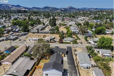76 SE Darrell Ave, Winston, OR 97496 - Photo 39