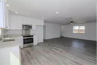 76 SE Darrell Ave, Winston, OR 97496 - Photo 11