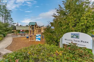 4510 SE Harborton St, Newport, OR 97366 - Photo 39
